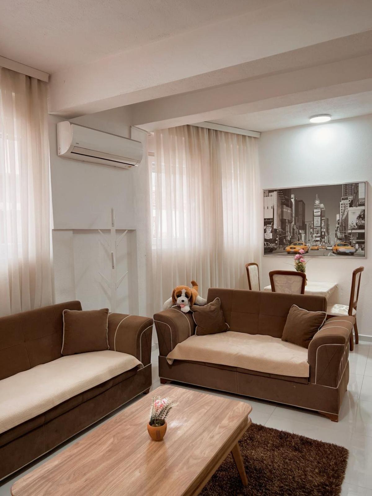 Cozy Corner Apartment Gjakova Buitenkant foto